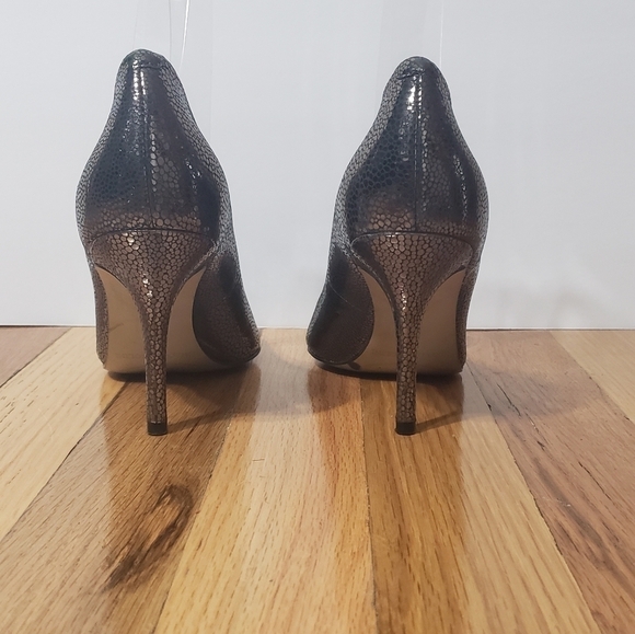 Enzo Angiolini Shimmering Heels - Picture 5 of 17